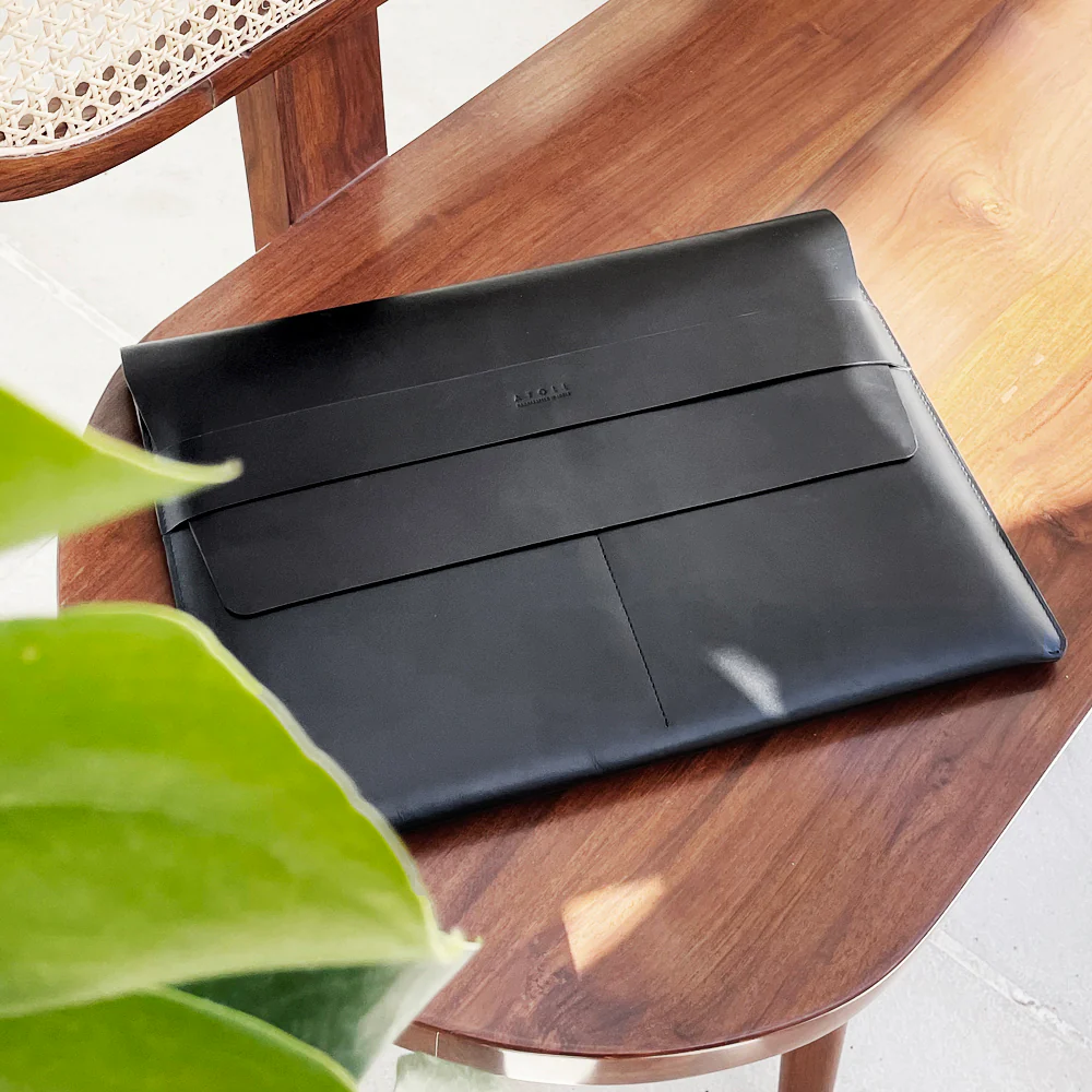 Atlas -Leather Mcbook Sleeve - Image 6