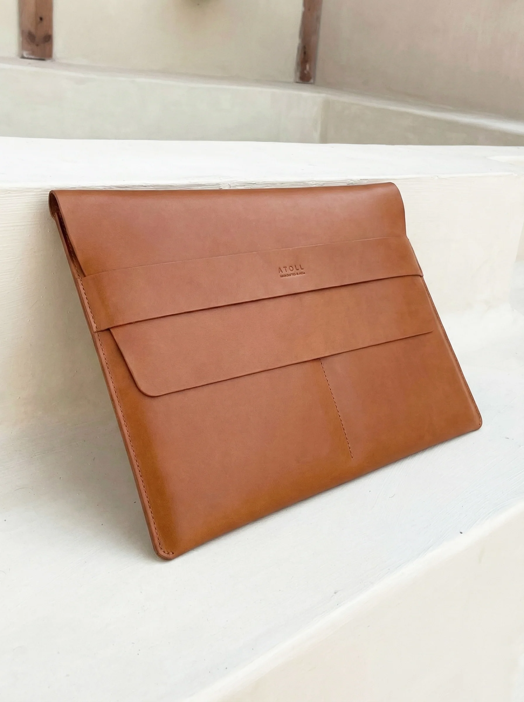 Atlas -Tan Leather Mcbook Sleeve - Image 4