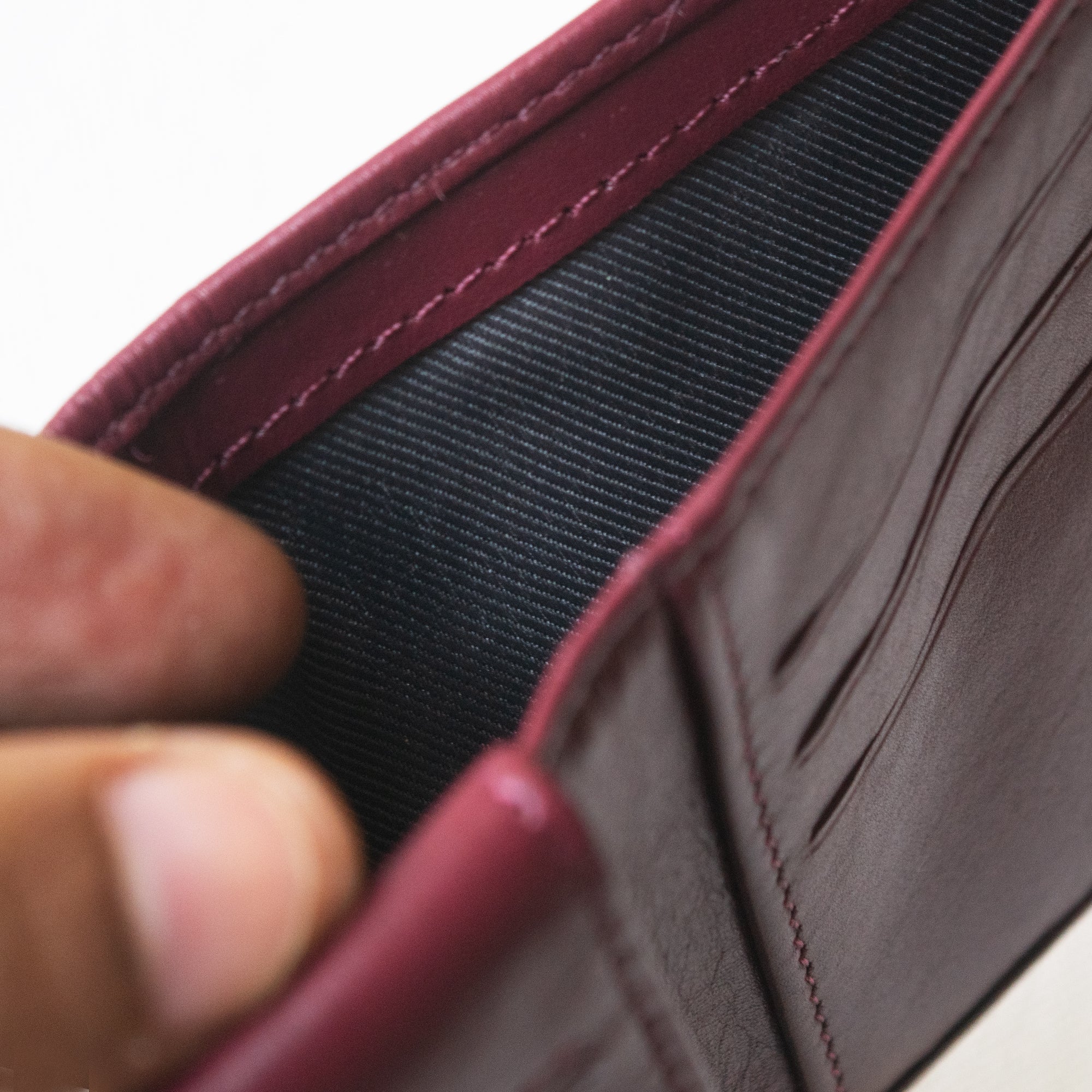 Maverick Bifold Burgundy - Image 5